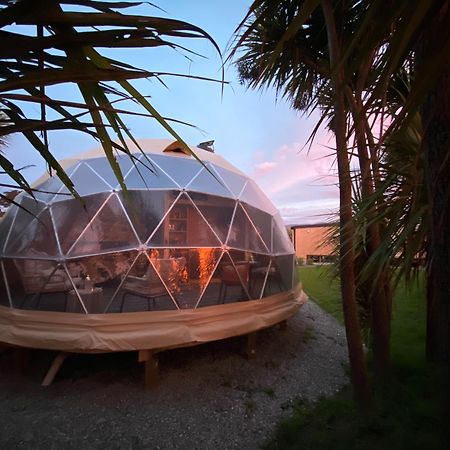 Ross Beach Top10 Holiday Park Екстер'єр фото