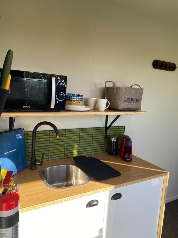 Ross Beach Top10 Holiday Park Екстер'єр фото